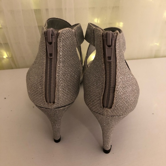 WINDSOR heels - Picture 4 of 4